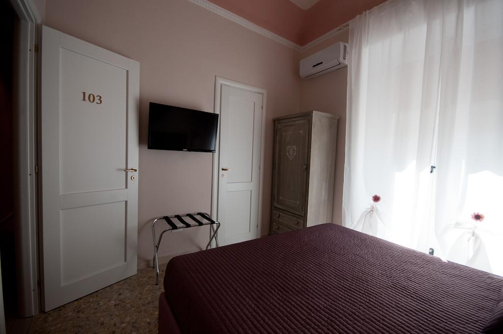 Suite Barocca Noto Rum bild