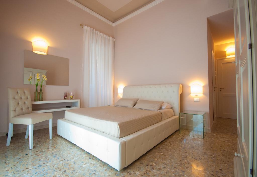 Suite Barocca Noto Rum bild